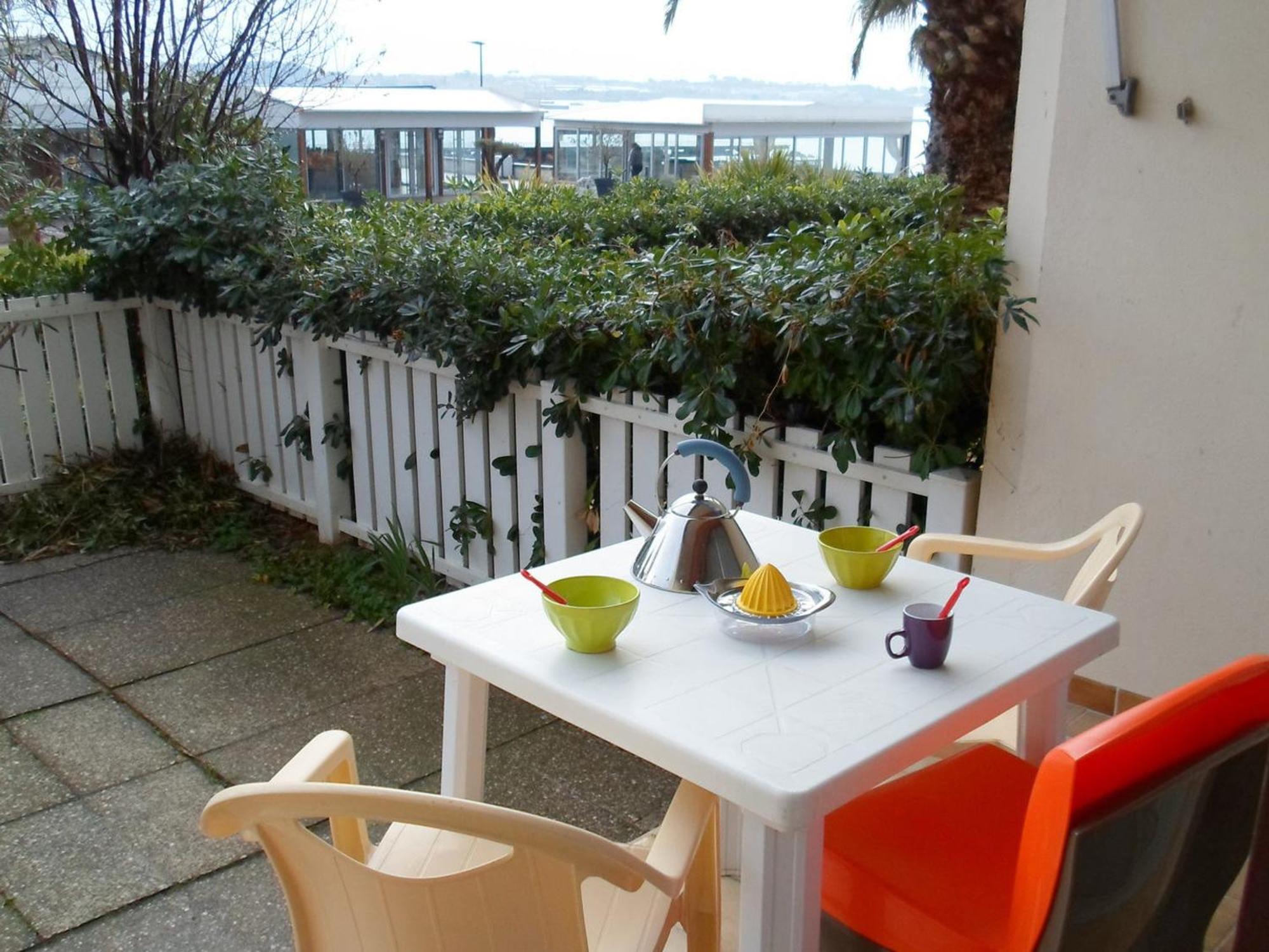 Appartement Avec Terrasse, Climatisation Et Animaux Admis, Proche Des Thermes - Fr-1-503-38 Balaruc-les-Bains Buitenkant foto